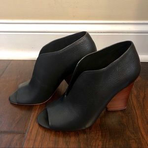 Vince Camuto Andrita Leather Booties